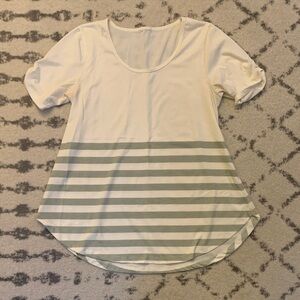 LuLaRoe Short Sleeve Tee with White and Gray Stripes